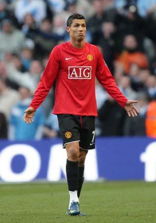 足坛拥有丰 足坛拥有丰