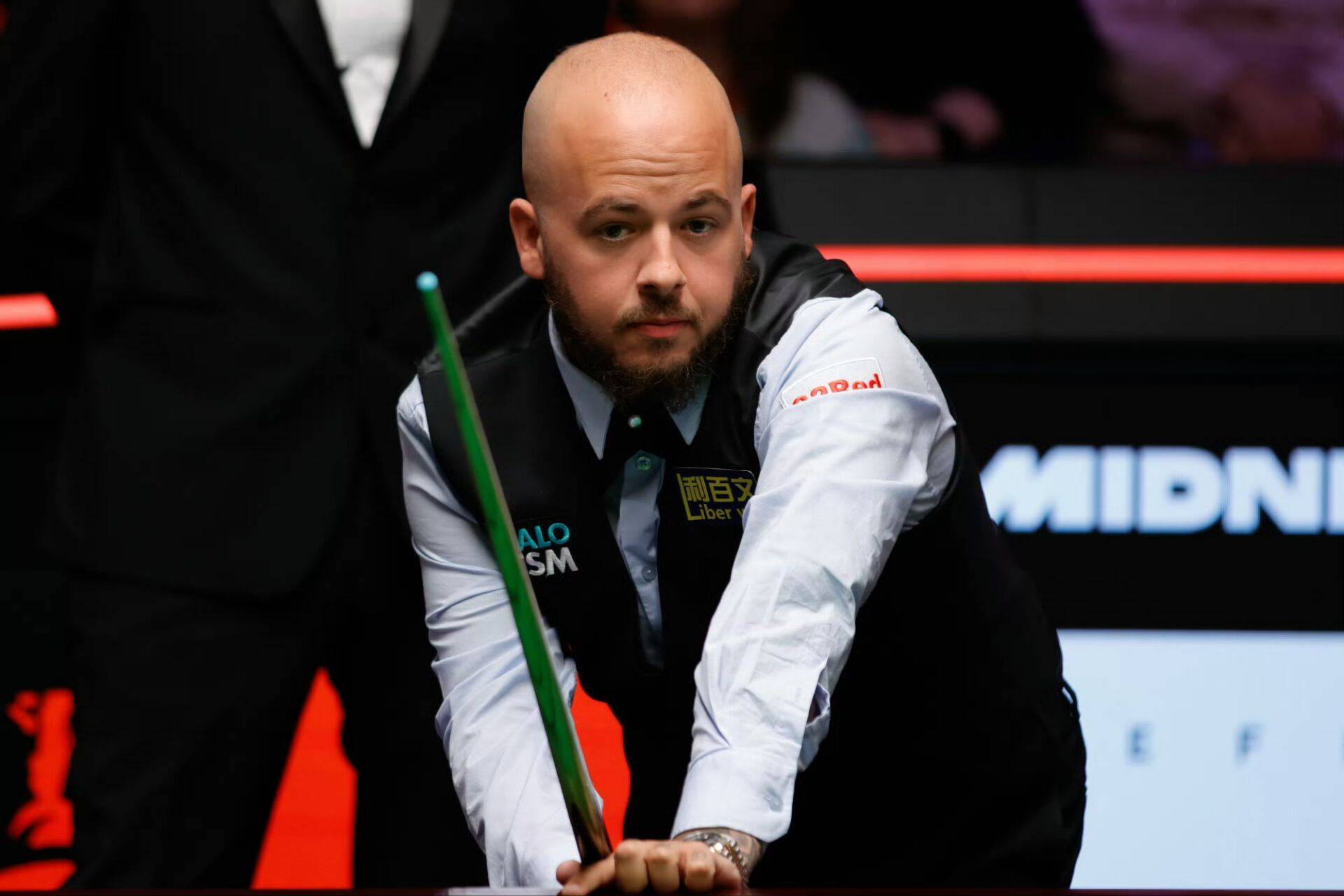 需兼顾持球 需兼顾持球